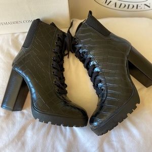 Steve Madden 7.5 Never worn
